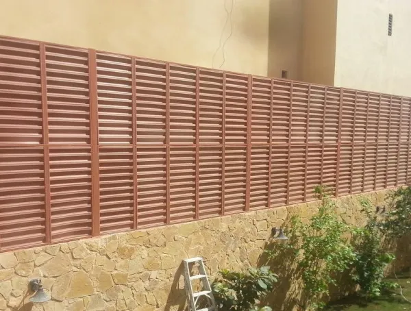 سواتر خشبية