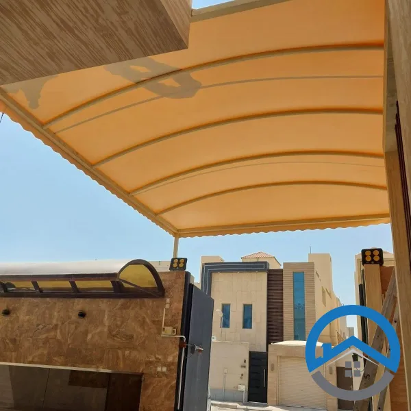 مظلات سيارات